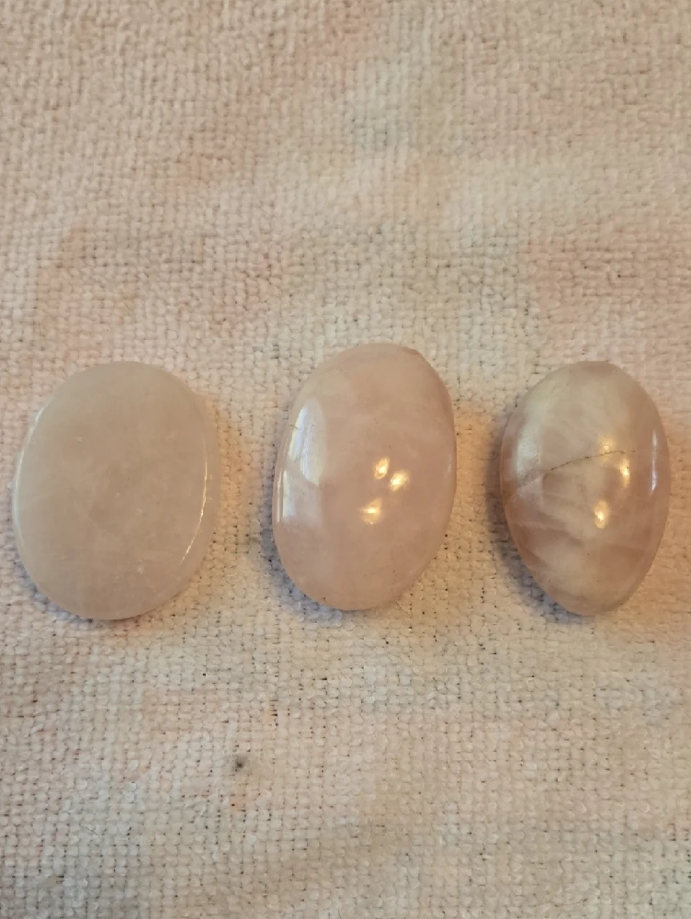 Rose Quartz Oval Gemstones - Picture 2 of 10